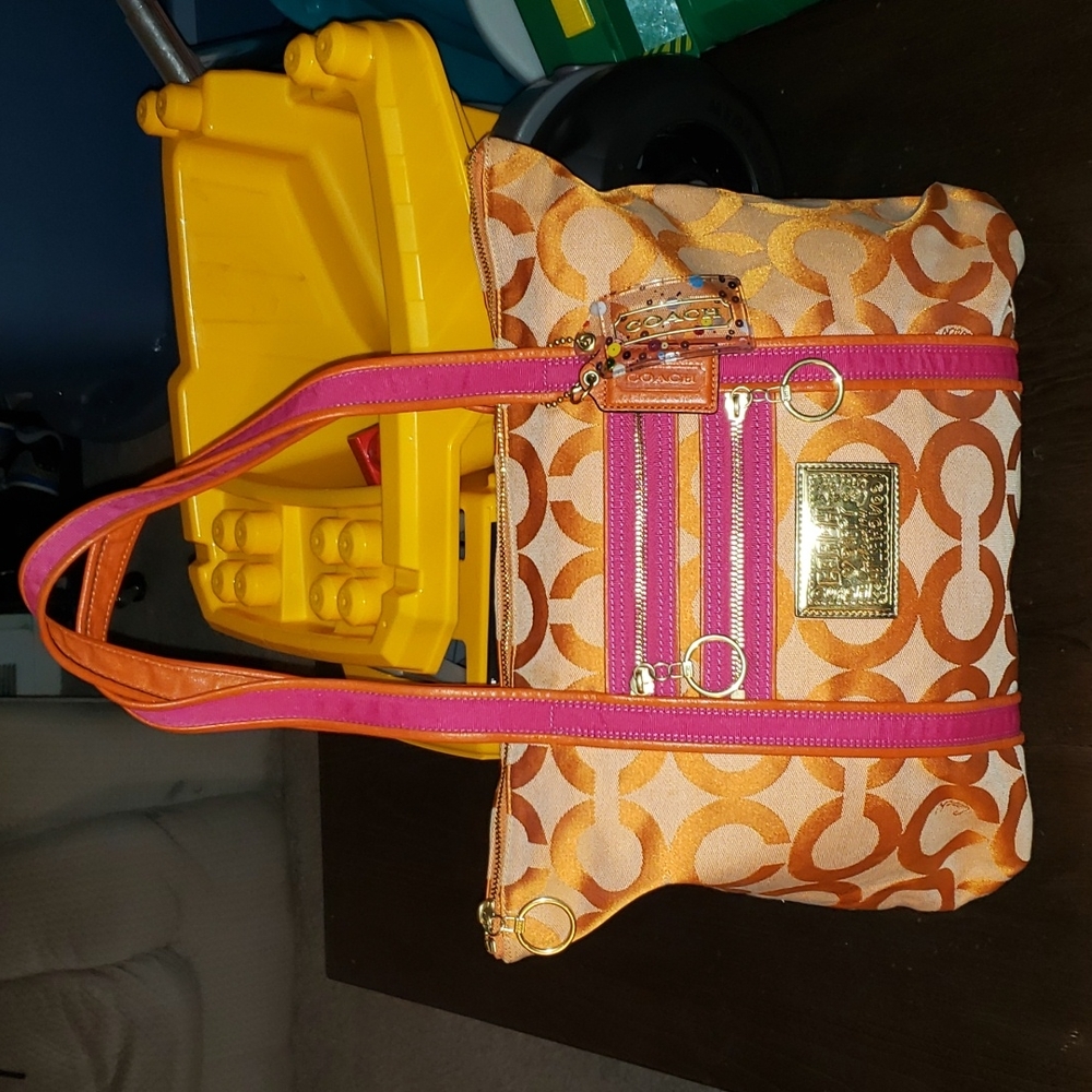 Coach #L0985-13826 Poppy Orange Pink Op Art Glam Tote Shoulder Bag